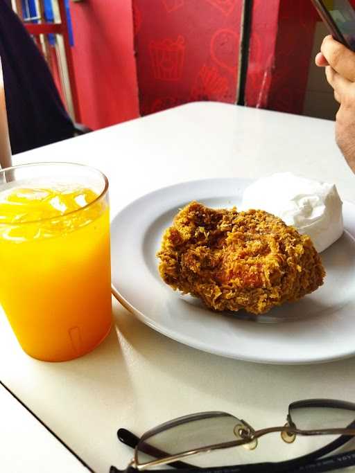 Lotus Fried Chicken Ciawi 2