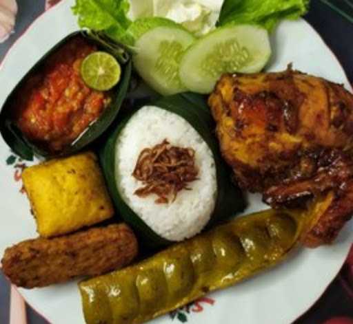 Warung Makan Sambal Dadakan Umi Parsih 2