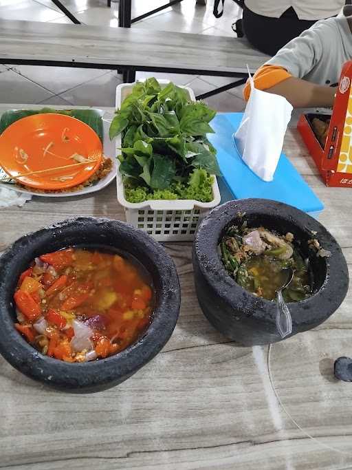 Warung Nasi Alam Sunda - Gadog 9