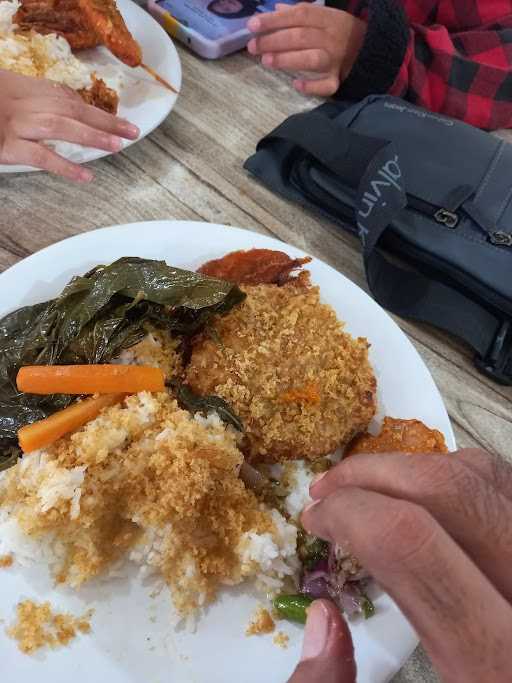 Warung Nasi Alam Sunda - Gadog 4