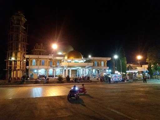 Alun-Alun Ciawigebang 5