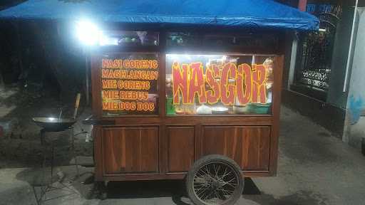 Nasi Goreng 2 Saudara 9