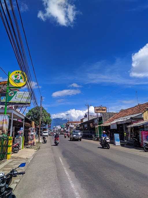 Warung Sunda Cikuray Ciawigebang 8