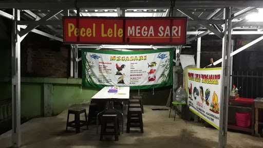 Megasari Pecel Lele 6