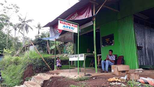 Warung Nasi Ateu Khas Sunda 3