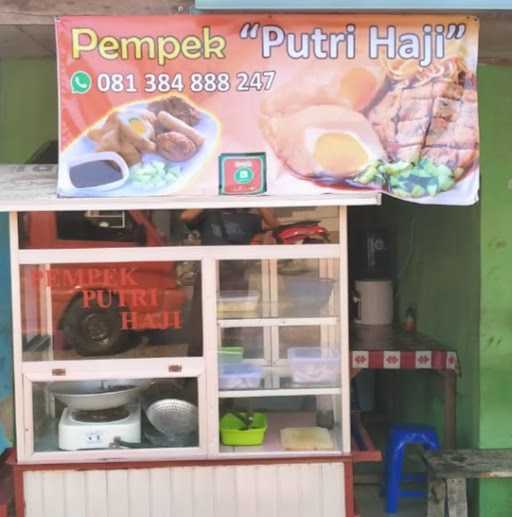 Pempek Putri Haji 7