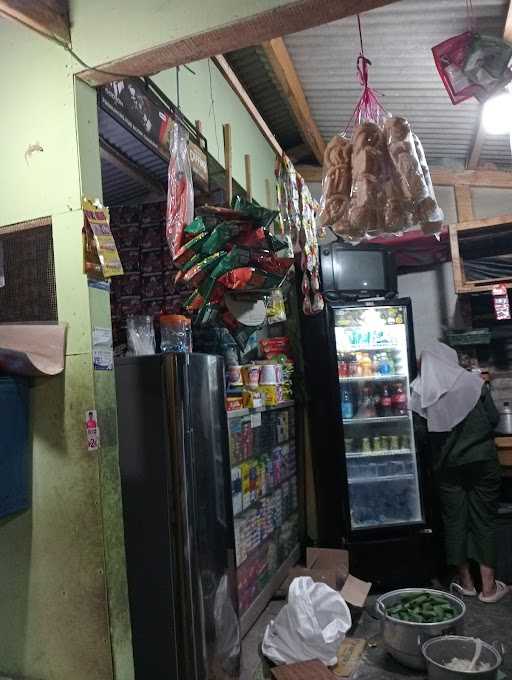 Warung Kuningan Ciomas 1