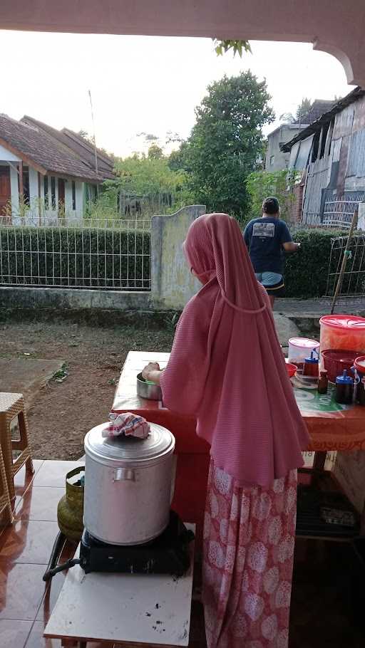 Bubur Ayam Teh Desi 6