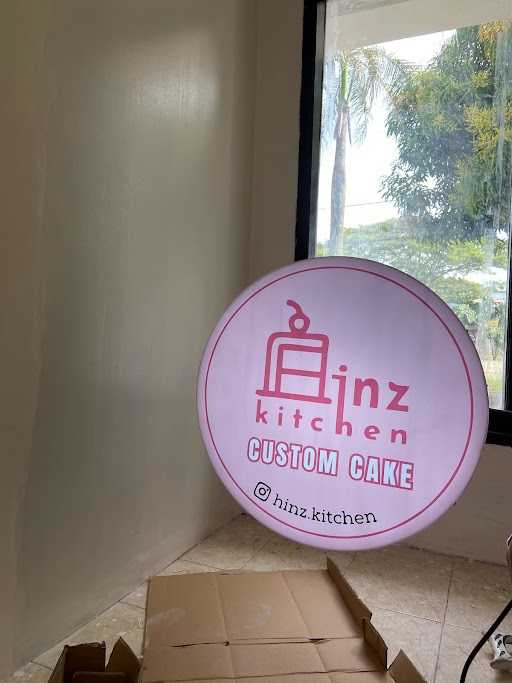 Hinz Kitchen Cake Studio 6