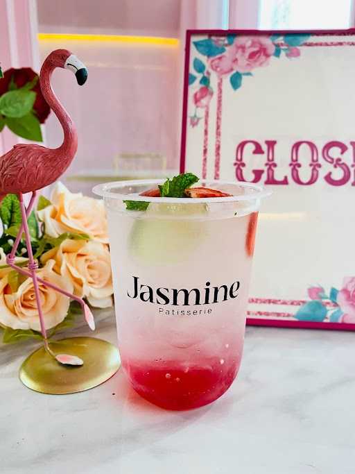 Jasmine Patisserie 4