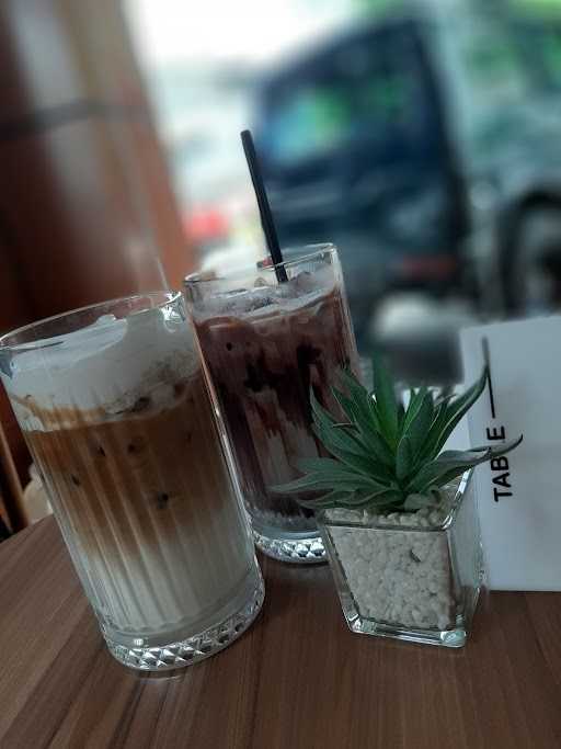 Hokky Premium & Cafe 10