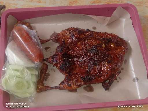 Ayam Bakar Madu Nong Nur 4