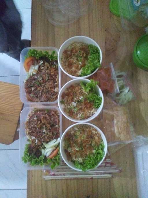 Rumah Ibu Cwie Mie & Ramen 4