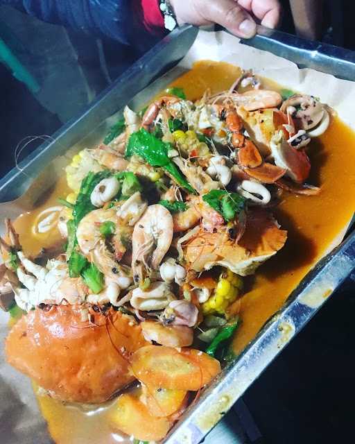 Seafood Kiloan Bang Bopak ( Cab. Pahlawan ) 9