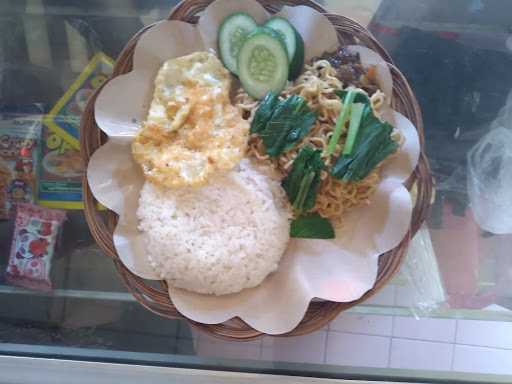 Ayam Goreng Adief 1