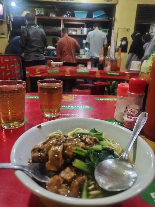 Mie Ayam & Bakso Tomo 10