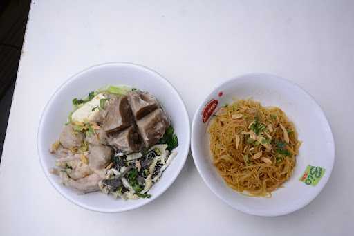 Mie Baso Seroja Putra 1