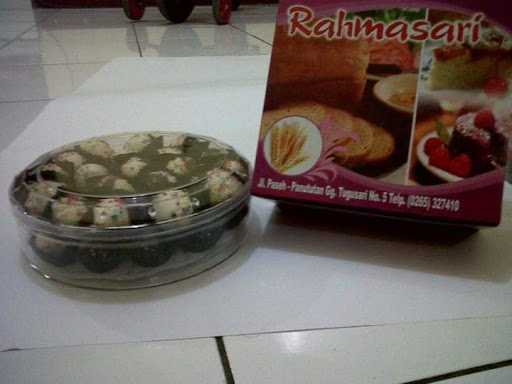 Rahmasari Cake & Es Lilin Yoghurt Wahai 7