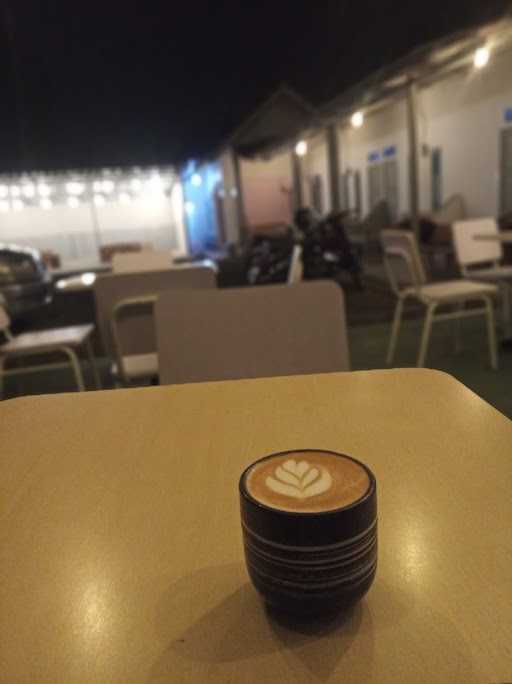 Garage Coffee House 1