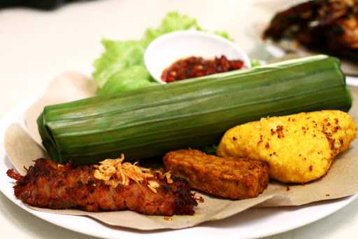 Ayam Bakar Abah Omay 1