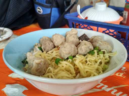 Mie Bakso Gurinak 1