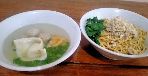 Mie Baso Karisma 1