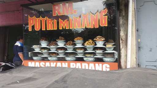 Rm. Putri Minang 8