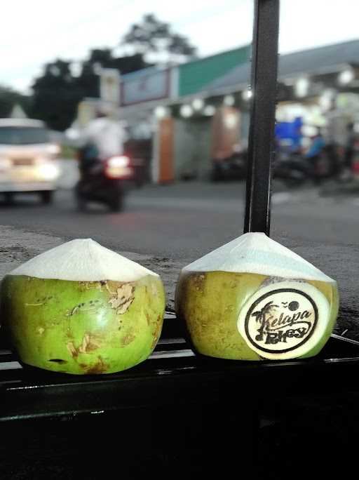 Kelapa D'Rhey 3