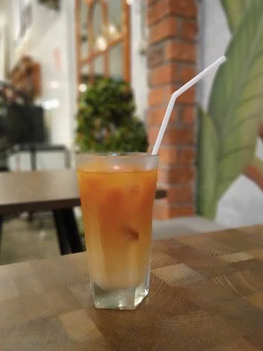 Teras Kopi Kujang 4