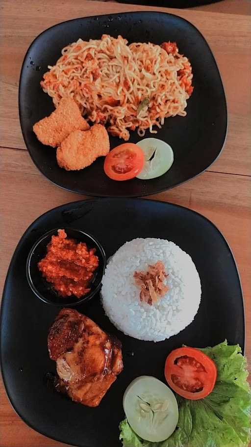 Bento Kopi Pakansari 5