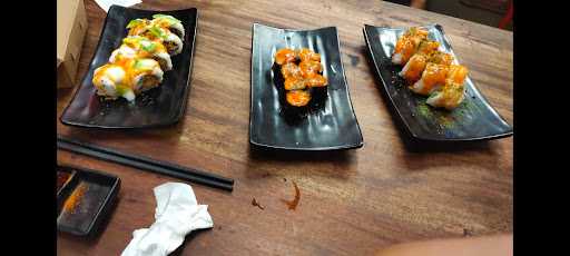 Warunk Sushi & Grill Cibinong 1