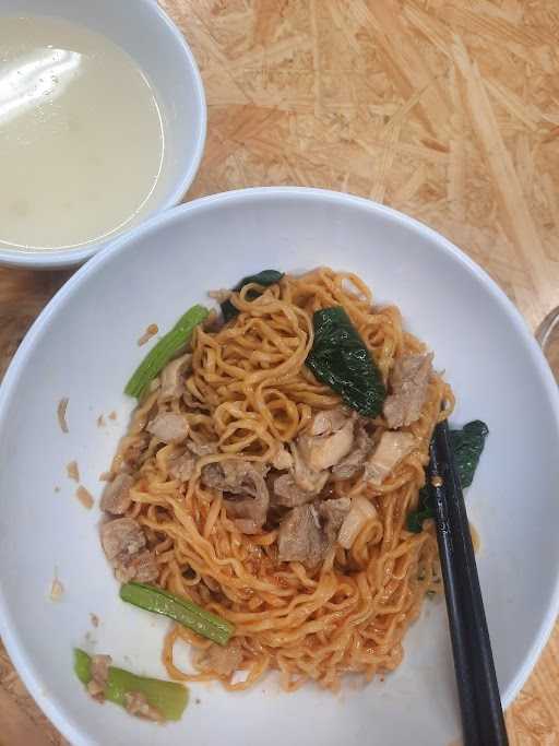 Bakmi & Bakso Gaperi 4