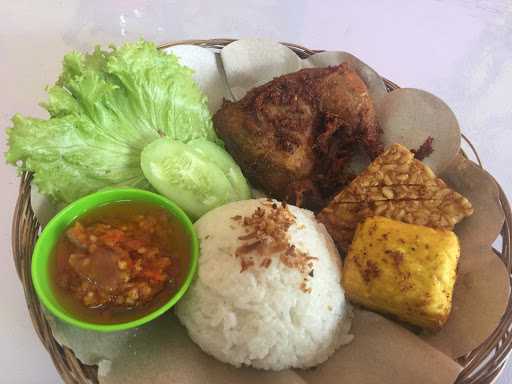 Mamika Ayam Rempah 10