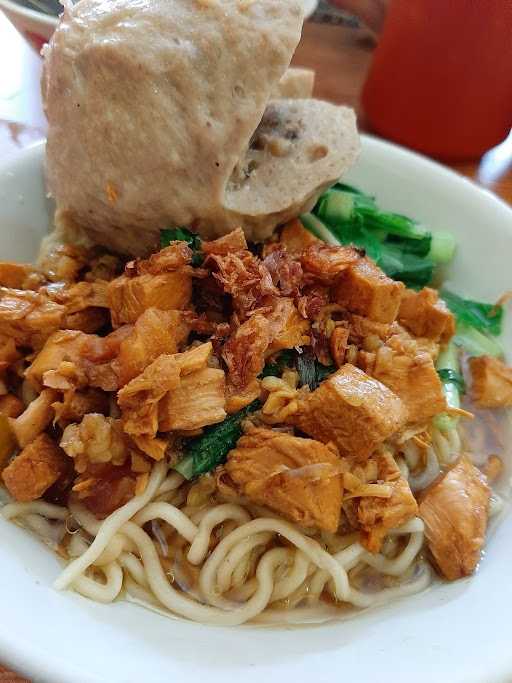 Mie Ayam Bakso Barokah Pak Min 4