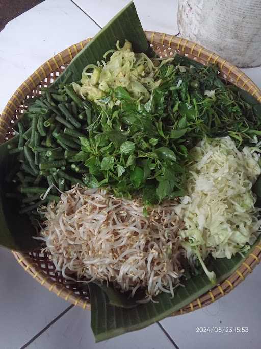 Sego Pecel Cepu / Bpk Lukas /Edi 1