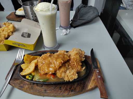 Waroeng Steak & Shake Cibinong 7