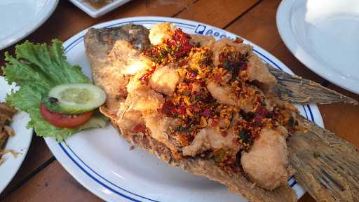 Seafood Nasi Uduk& Pecel Bebek Goreng 3