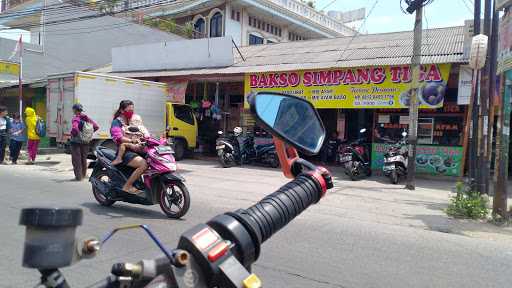 Bakso Simpang Tiga 1