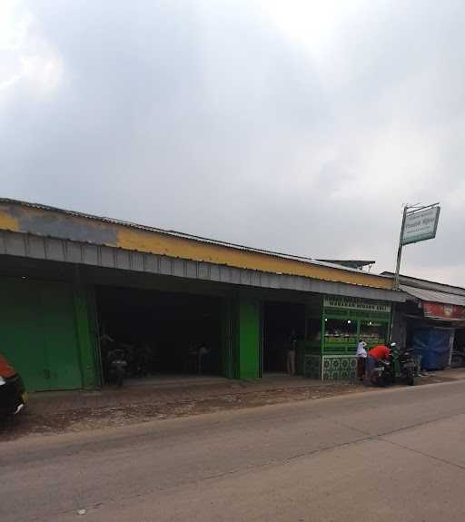 Rumah Makan Pondok Hijau 1