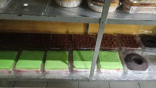 Pelangi Cake Ibu Bambang 7