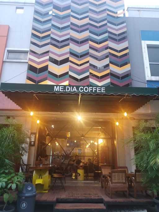 Me.Dia Coffee & Roastery 9