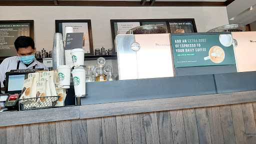 Starbucks - Palem Semi Karawaci 4