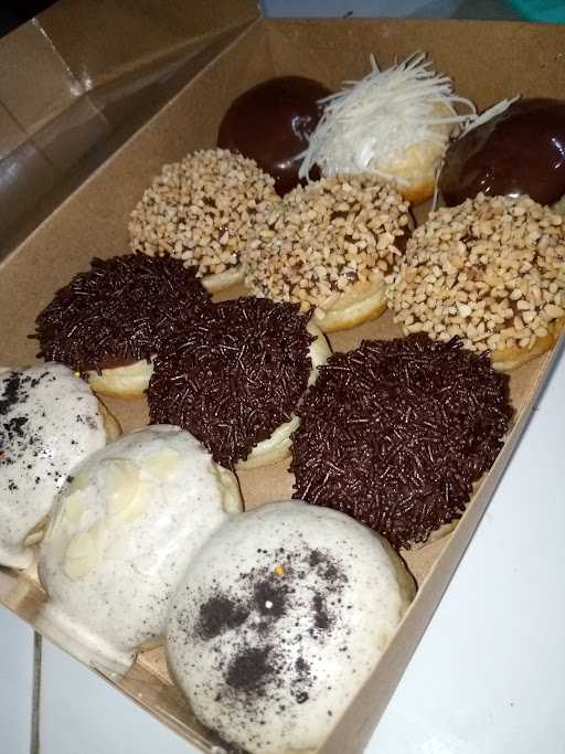 Arfa Donut'S 3