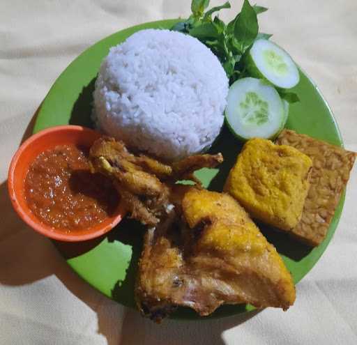 Ayam Bakar Berkah 10