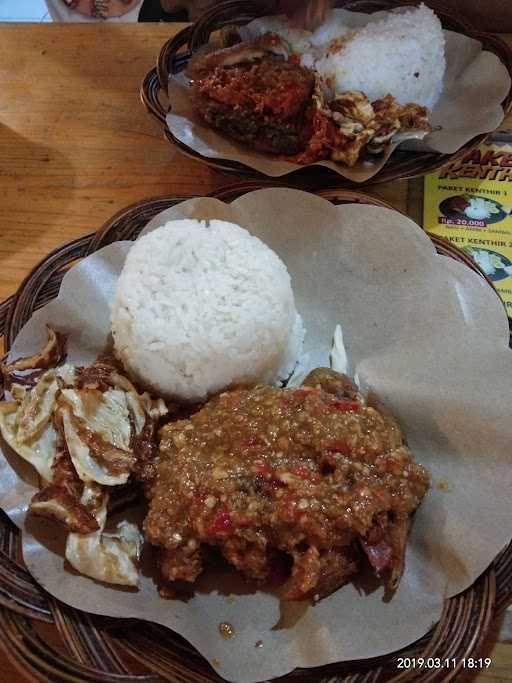 Ayam Gepuk Karawaci 8