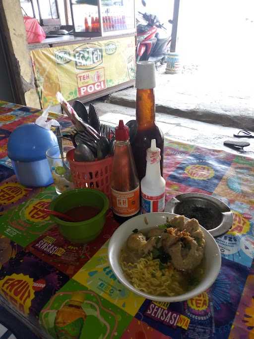 Bakso Lapangan Porci 1