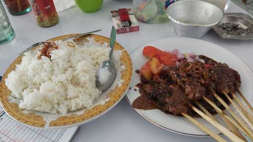 Sate Tegal Rachmat Family 3