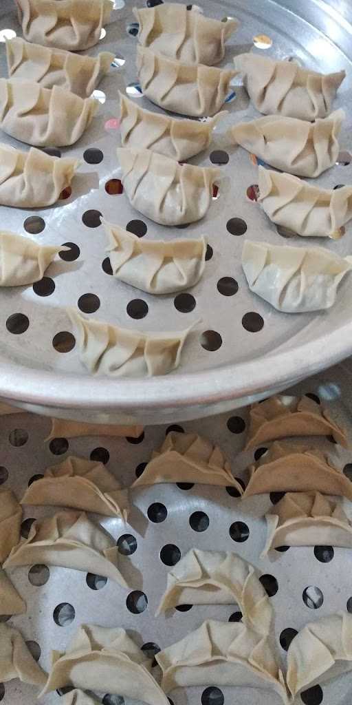 Waroeng Djajan Dimsum Oma Una 9