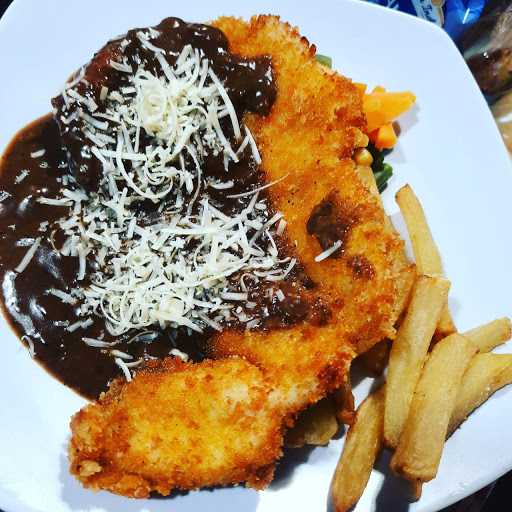 Ranfy Cafe & Steak 2