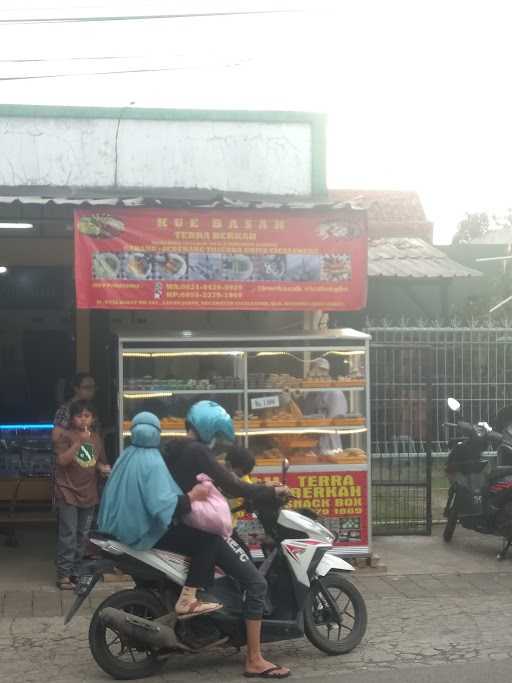 Toko Kue Basah Terra Berkah 8